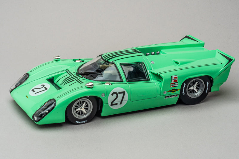 Carrera DIGITAL 124 Lola T70 Mk IIIB Coupe