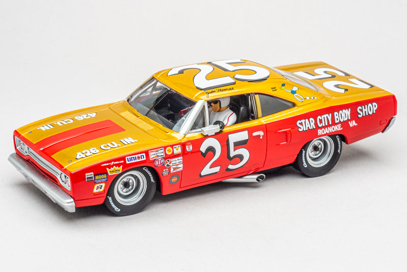 レア品 Road Runner ガレージキット Carrera DIGITAL 132 Plymouth Roadrunner