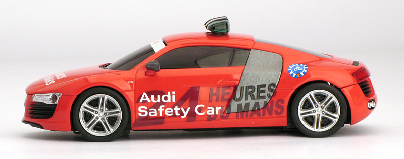 Carrera D132/Evo Audi R8 Safety Car Le Mans 2010