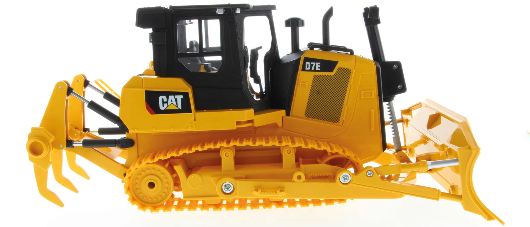 1:24 RC Cat® D7E Bulldozer