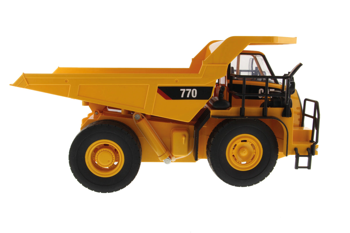 RC model Cat® 770 Dump Truck 1:24 (B/O)