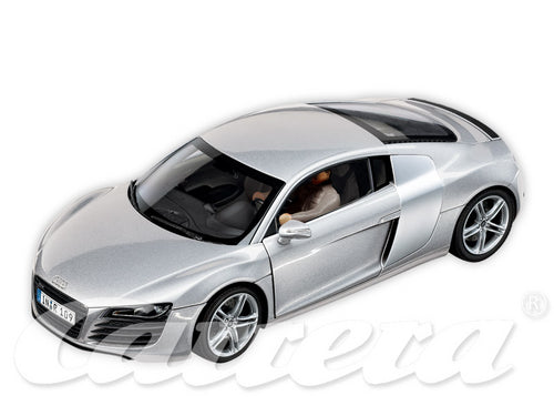 Audi R8 jég ezüst metál