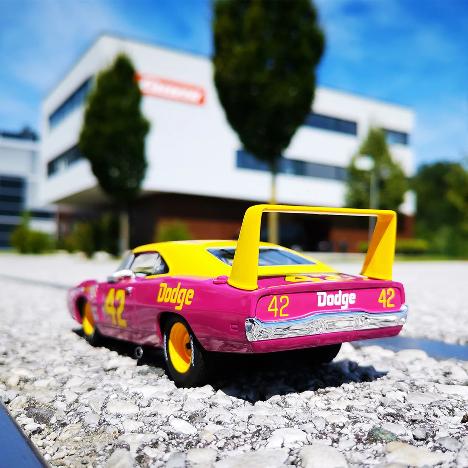 Dodge Charger Daytona "No.42"