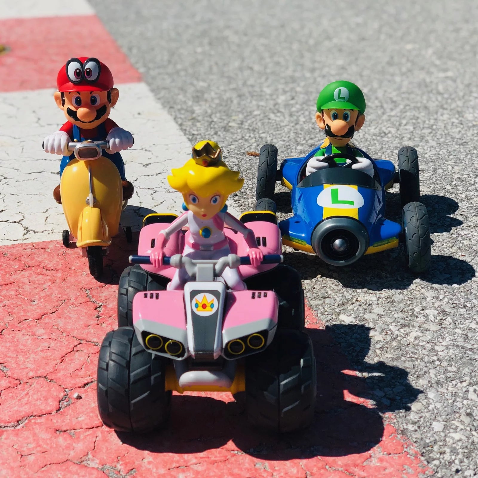2,4GHz Mario Kart(TM) Mach 8, Luigi