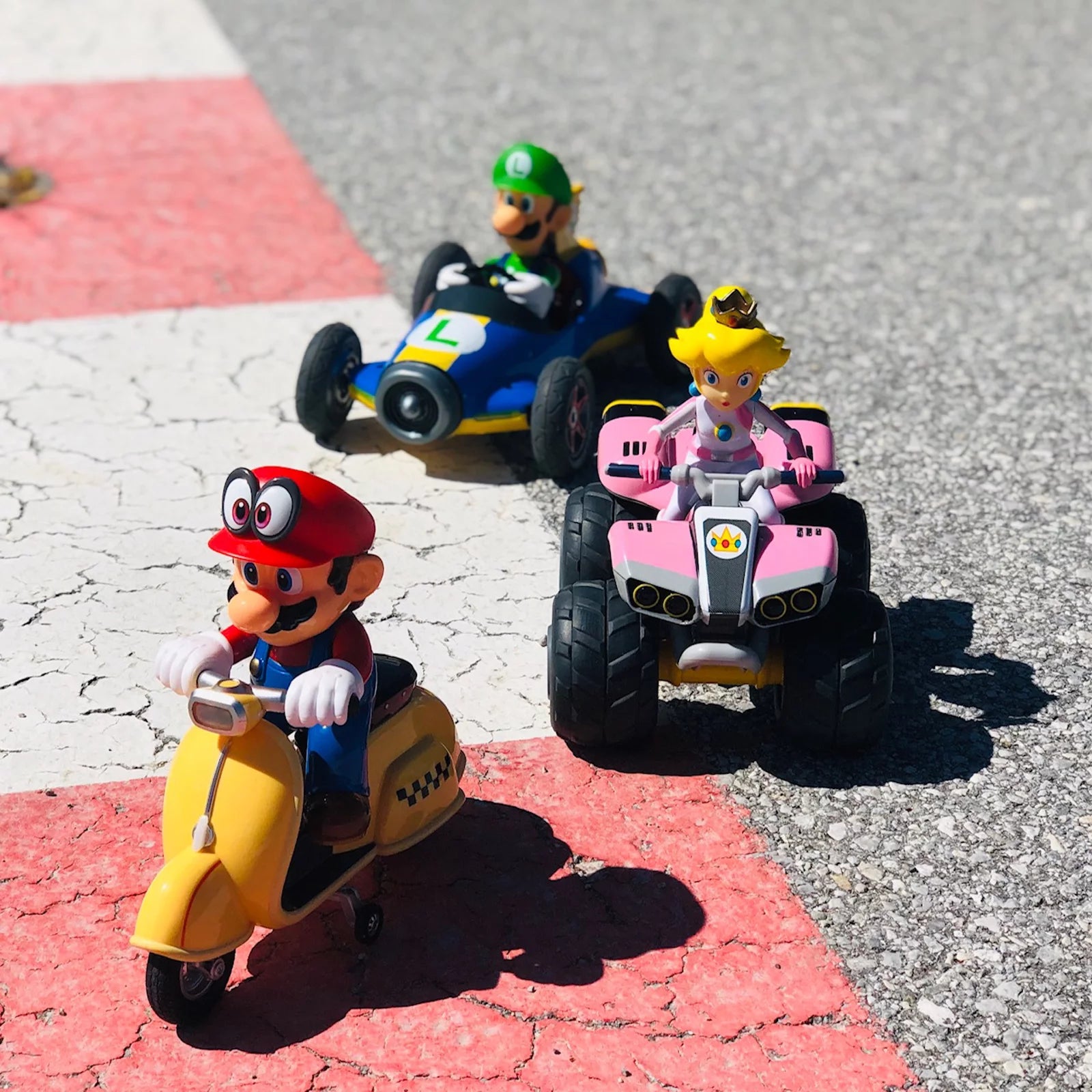 2,4GHz Mario Kart(TM) Mach 8, Luigi