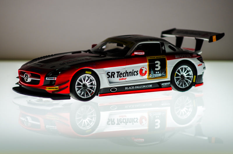 Carrera DIGITAL 124 Mercedes-Benz SLS AMG GT3