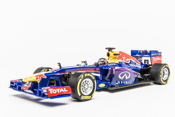 Carrera DIGITAL 132 Infiniti Red Bull Racing Nr.1