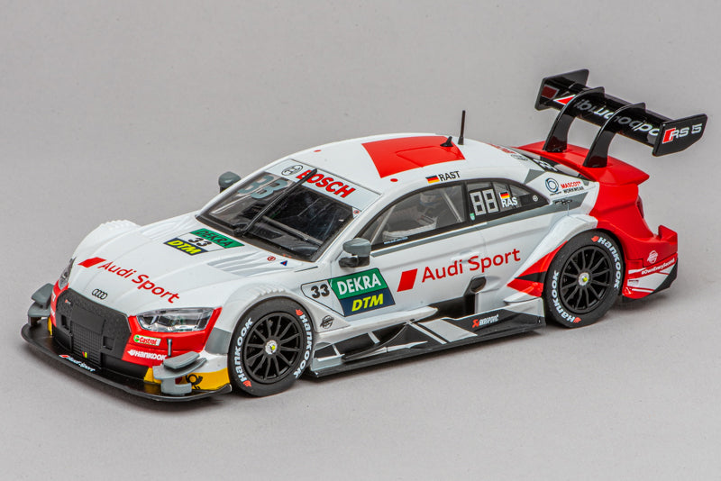 Carrera DIGITAL 132 Audi RS5 DTM No. 33