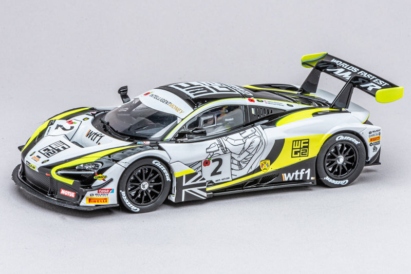 Carrera DIGITAL 132 McLaren 720S GT3