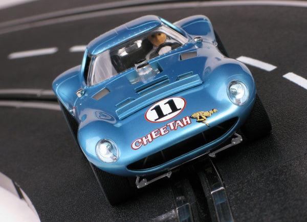 Carrera DIGITAL 132 Bill Thomas Cheetah