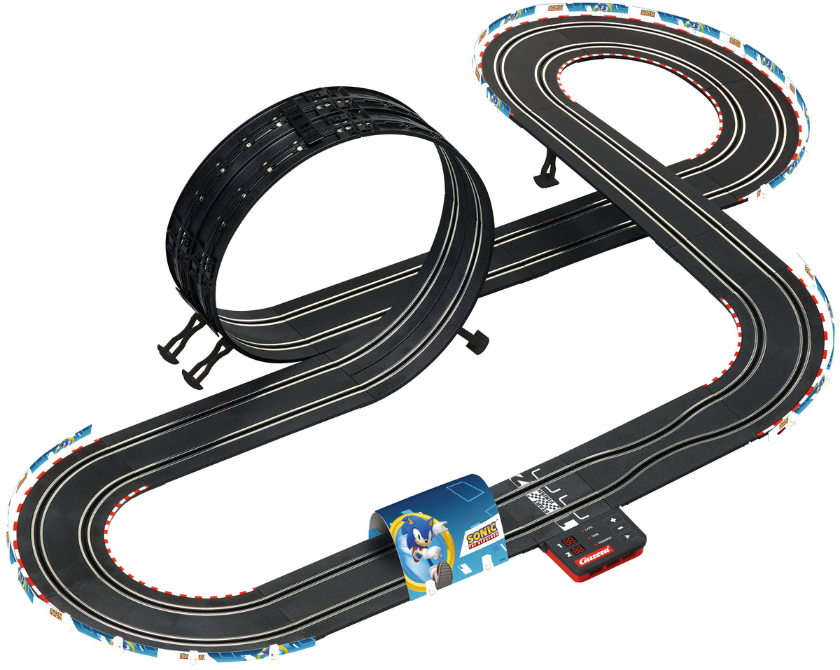 Aufgebaute Carrera GO!!! Sonic Racing CrossWorlds Rennbahn mit 4,9 Metern Strecke