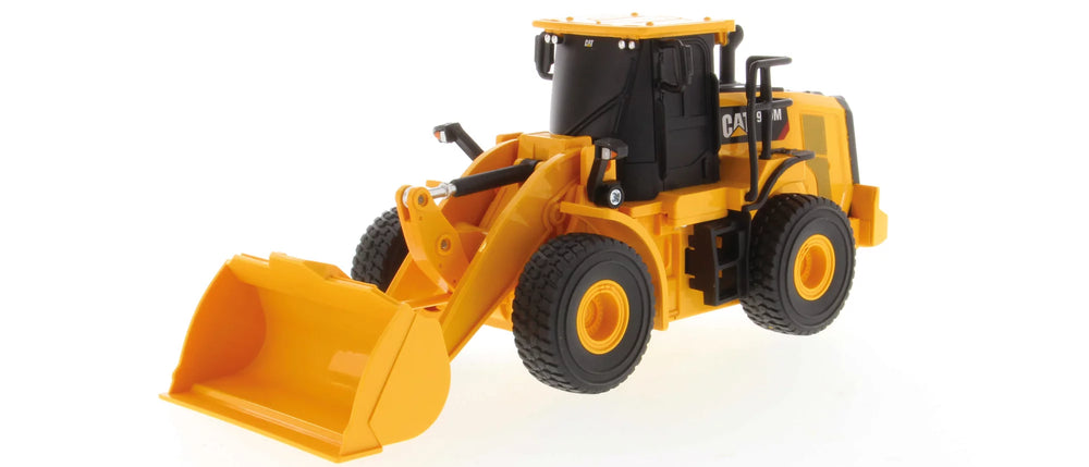 1:35 RC Cat® 950M Radlader (B/O)