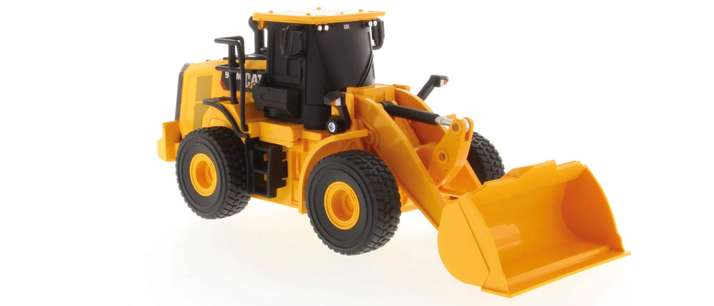 1:35 RC Cat® 950M Radlader (B/O)