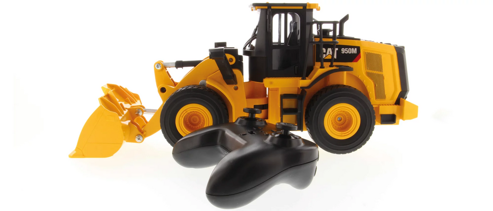 1:24 RC Cat® 950M Radlader