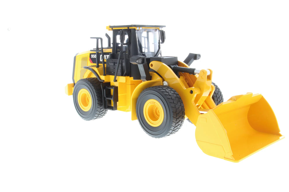 1:24 RC Cat® 950M Radlader