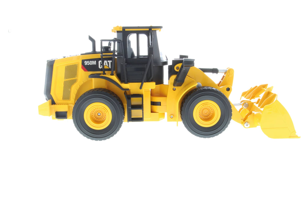 1:24 RC Cat® 950M Radlader