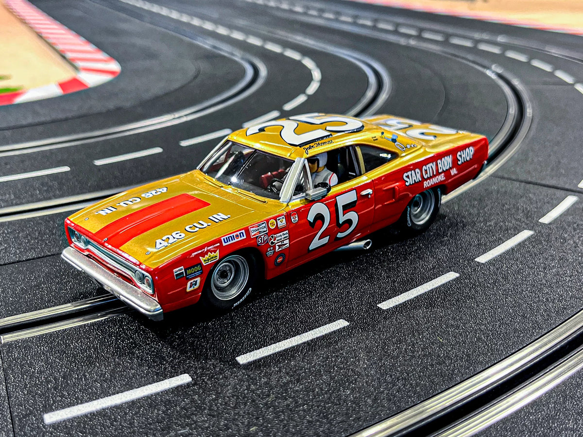 Plymouth Roadrunner "No.25"