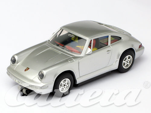 Porsche 911 <tc>Carrera</tc> 4