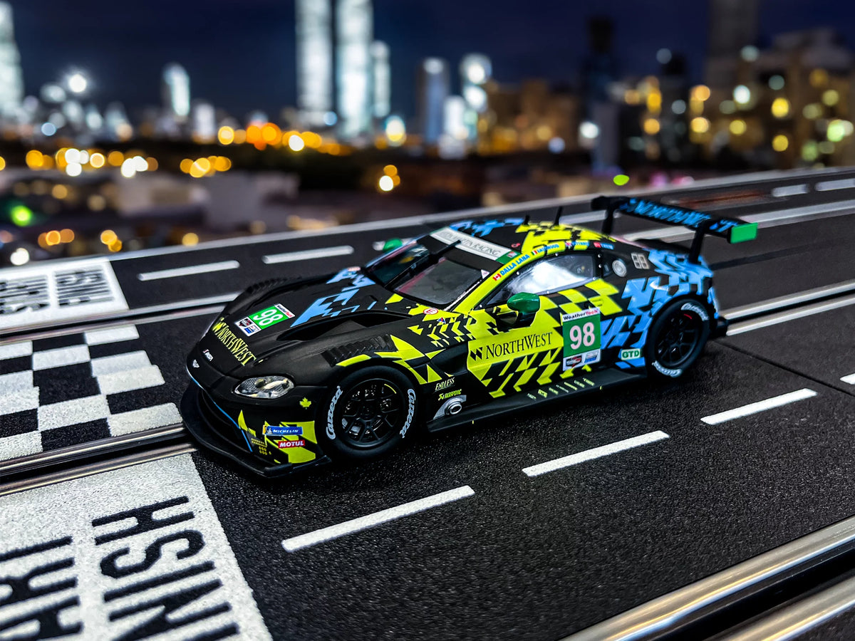 Aston-Martin Vantage GT3 "Northwest, No.98"