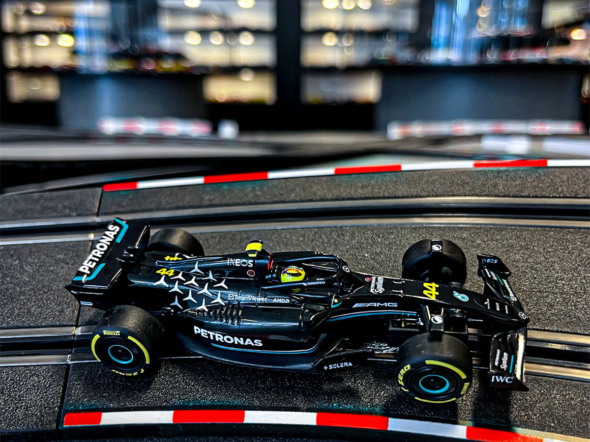 Mercedes-AMG F1 W14 E Performance "L. Hamilton, No.44"