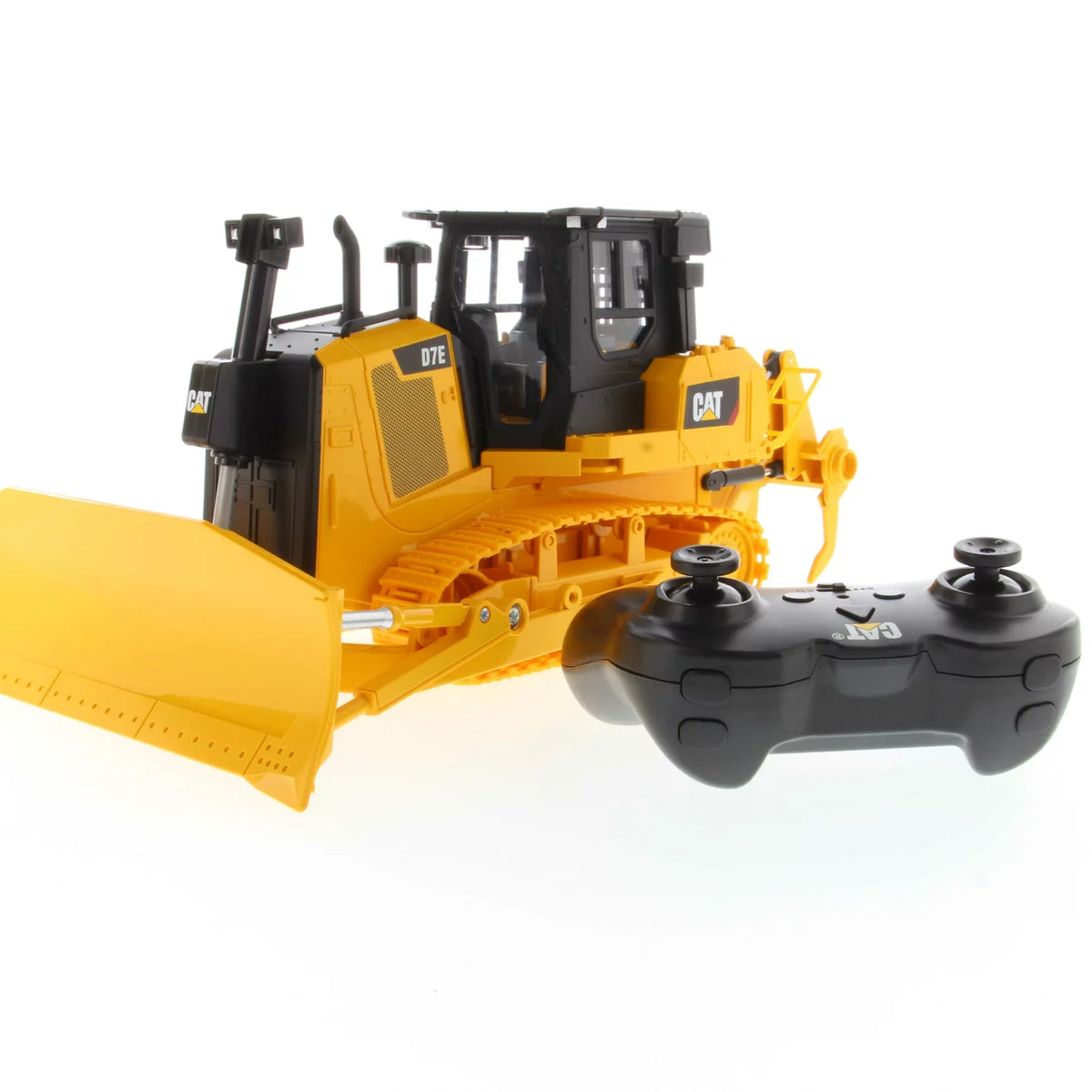 1:24 RC Cat® AT D7E Track-Type Tractor